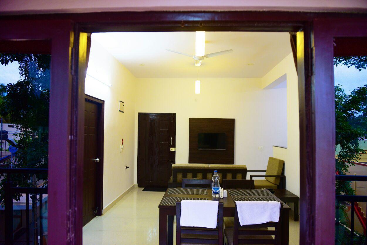 Aparthotel Varsha Enclave- Trinity House à Mysore Extérieur photo