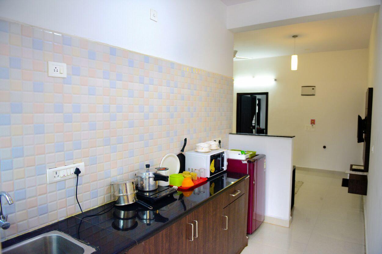 Aparthotel Varsha Enclave- Trinity House à Mysore Extérieur photo